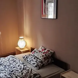  Privatunterkunft Libroom