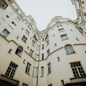 https://stara-ochota.warsawhotelspoland.com